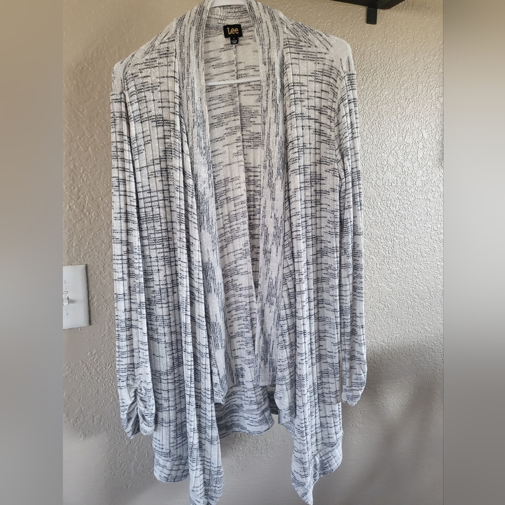 Lee Brand Cartigan Never worn Light Gray